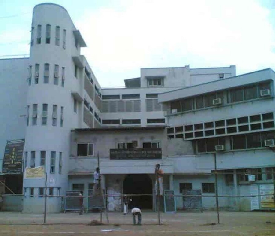 Chetanas Hazarimal Somani College